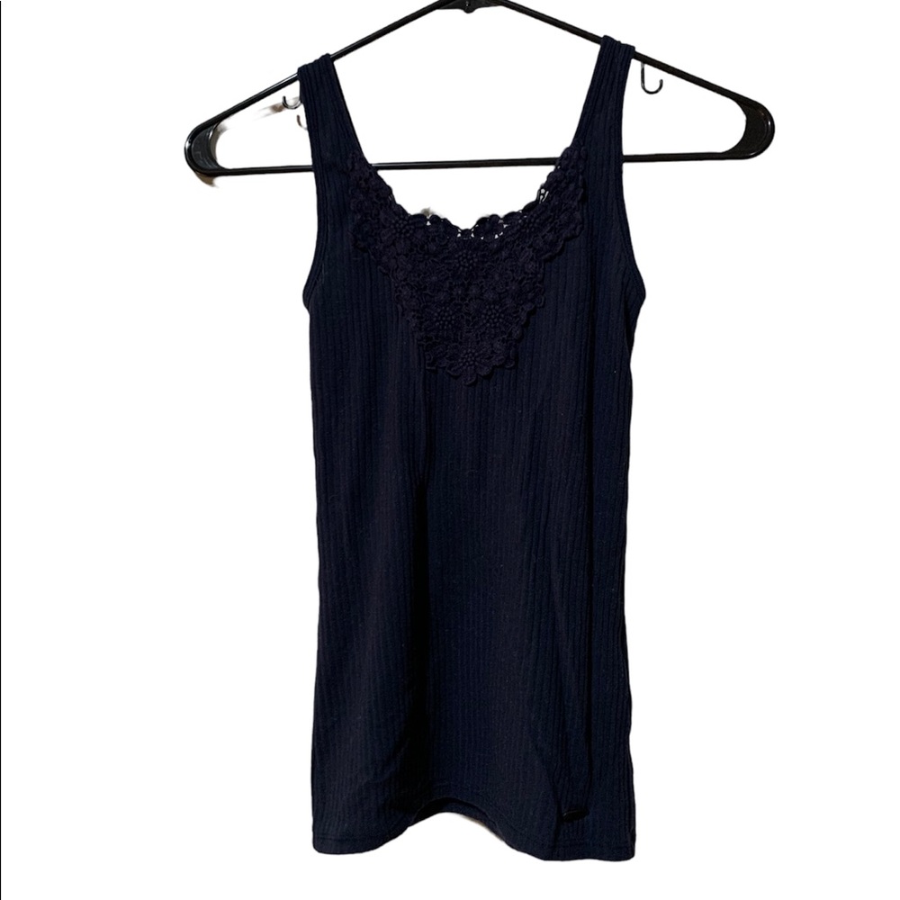 Hollister tank